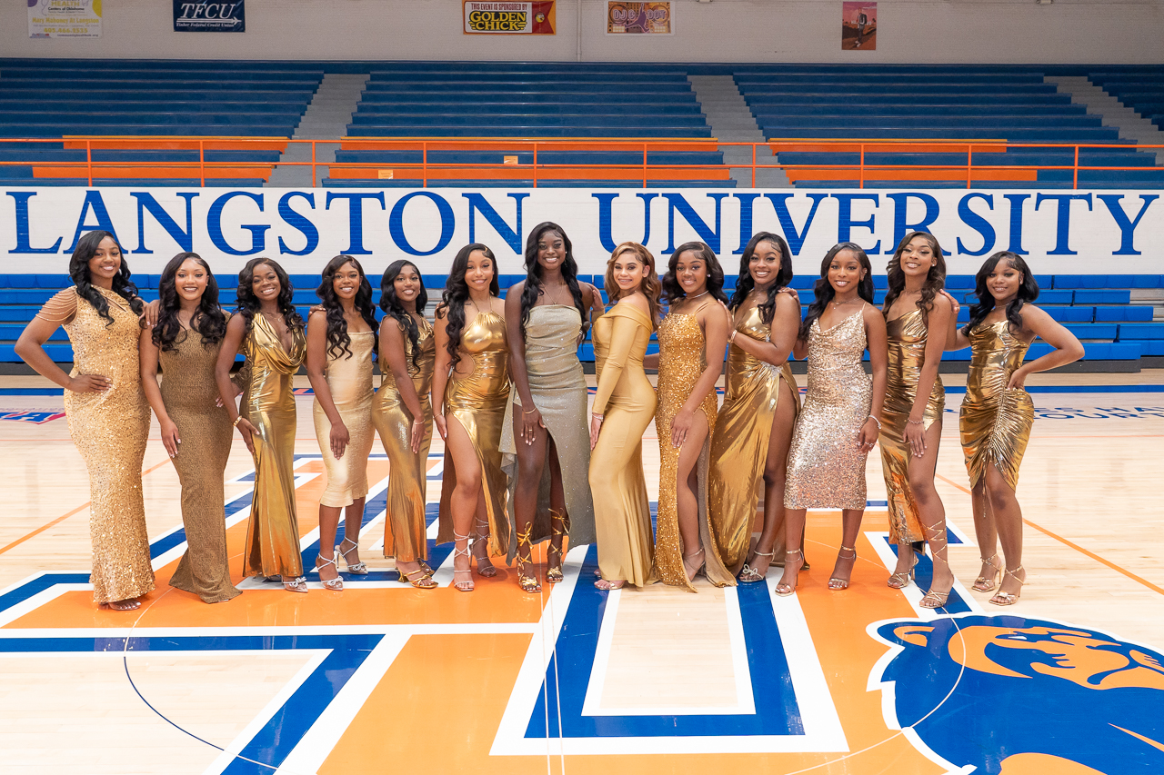 Photo of Golden Felines in the C.F. Gayles Gym
